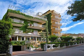 Front of property - Marconi (Cattolica)