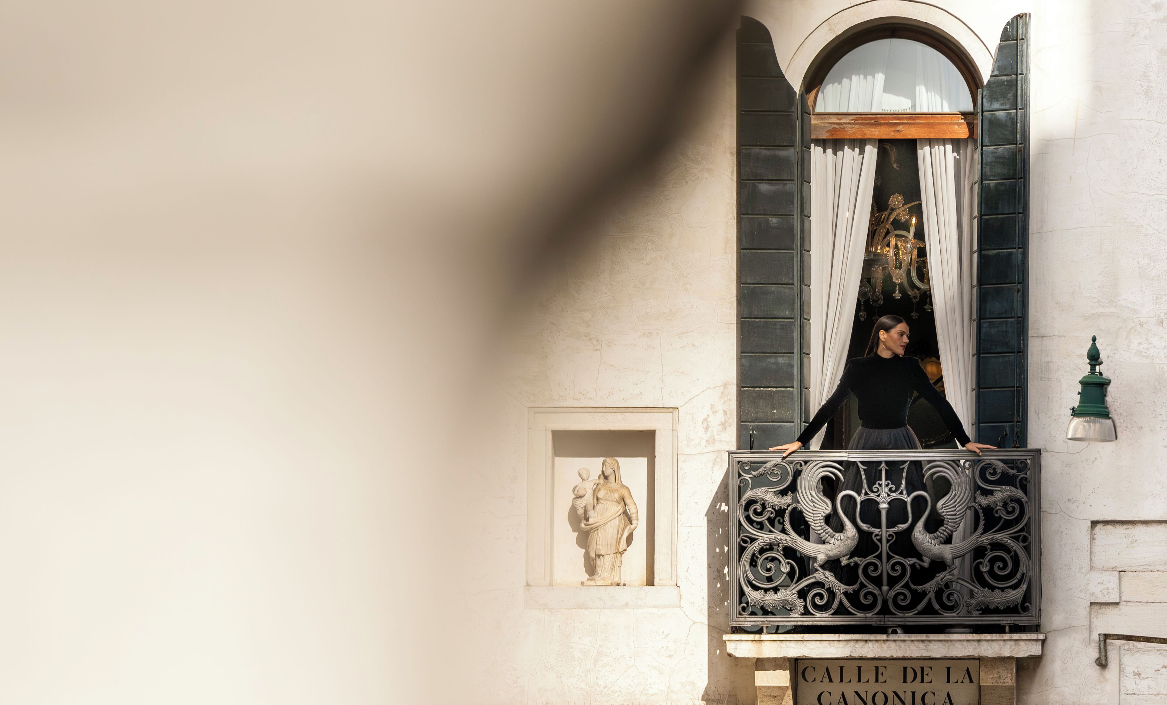 junior suite, canal view | balcony