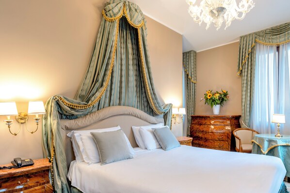 Junior Suite, Canal View (Junior Suite Casanova)