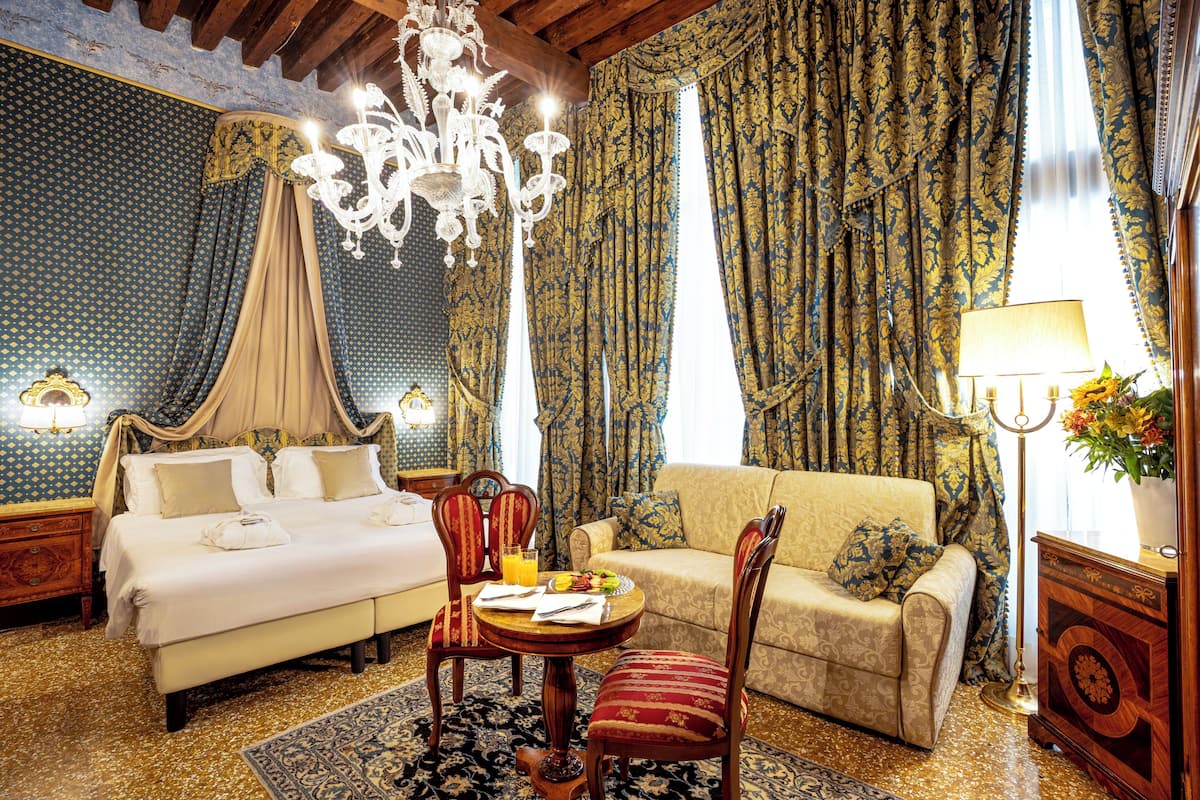 Junior Suite Gritti Partial Canal View