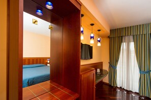 1 bedroom, minibar, in-room safe, desk