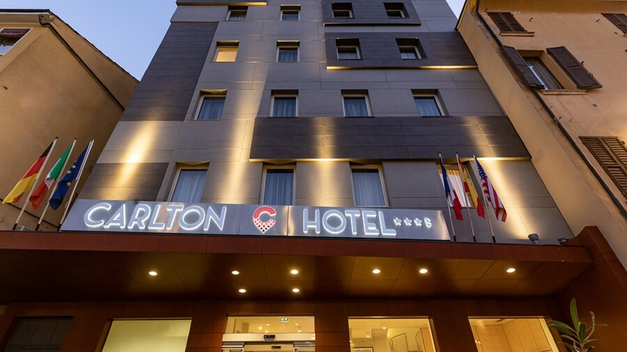 Hotel Carlton