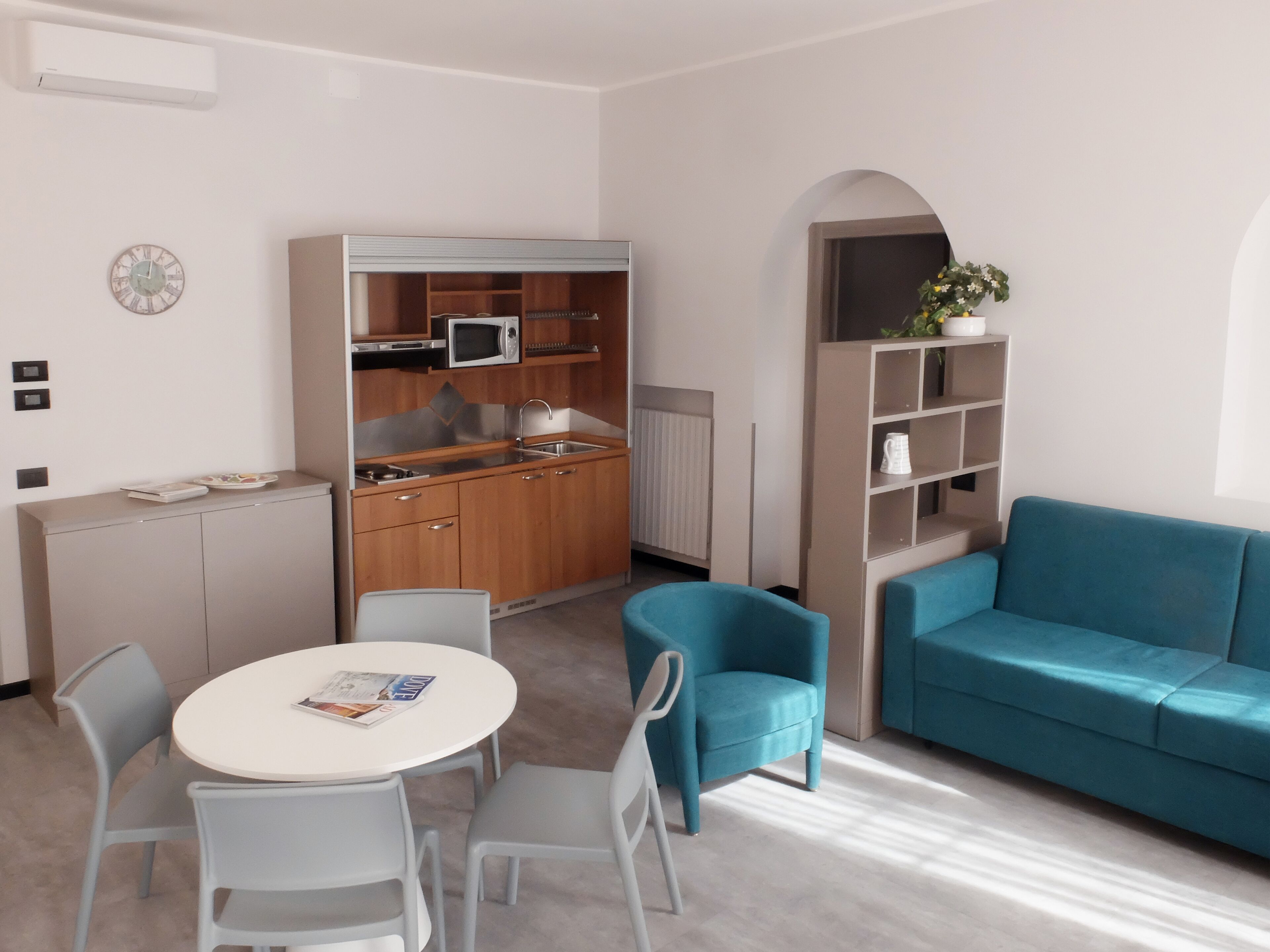 1 bedroom, down duvets, minibar, individually furnished