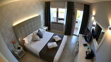 Tremannsrom (Prestige) | Allergitestet sengetøy, minibar, safe på rommet og skrivebord