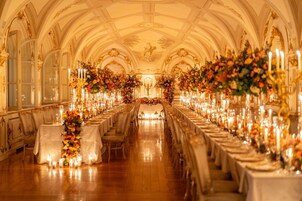 Minibár, széf a szobában, egyedi dekoráció és egyedi berendezés