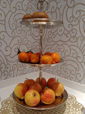 Free daily buffet breakfast - Hotel Vittoria & Orlandini (Genoa)