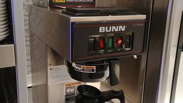 Colazione a buffet inclusa, servita tutte le mattine