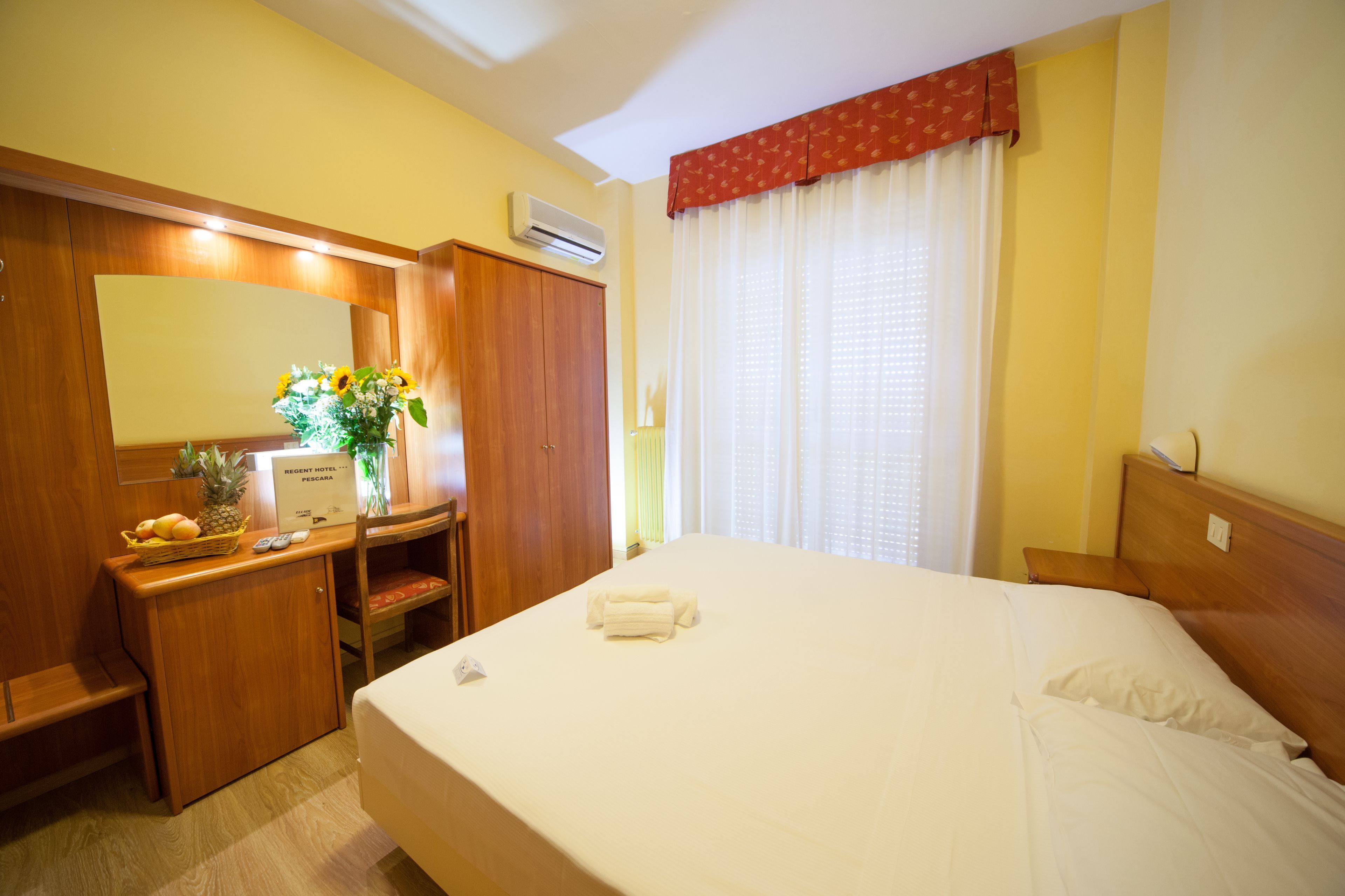 Down comforters, desk, laptop workspace, free WiFi