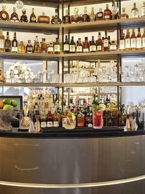 酒吧（店内）