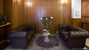 Unclassified image, 5 of 20, button - Hotel San Giorgio (Naples)