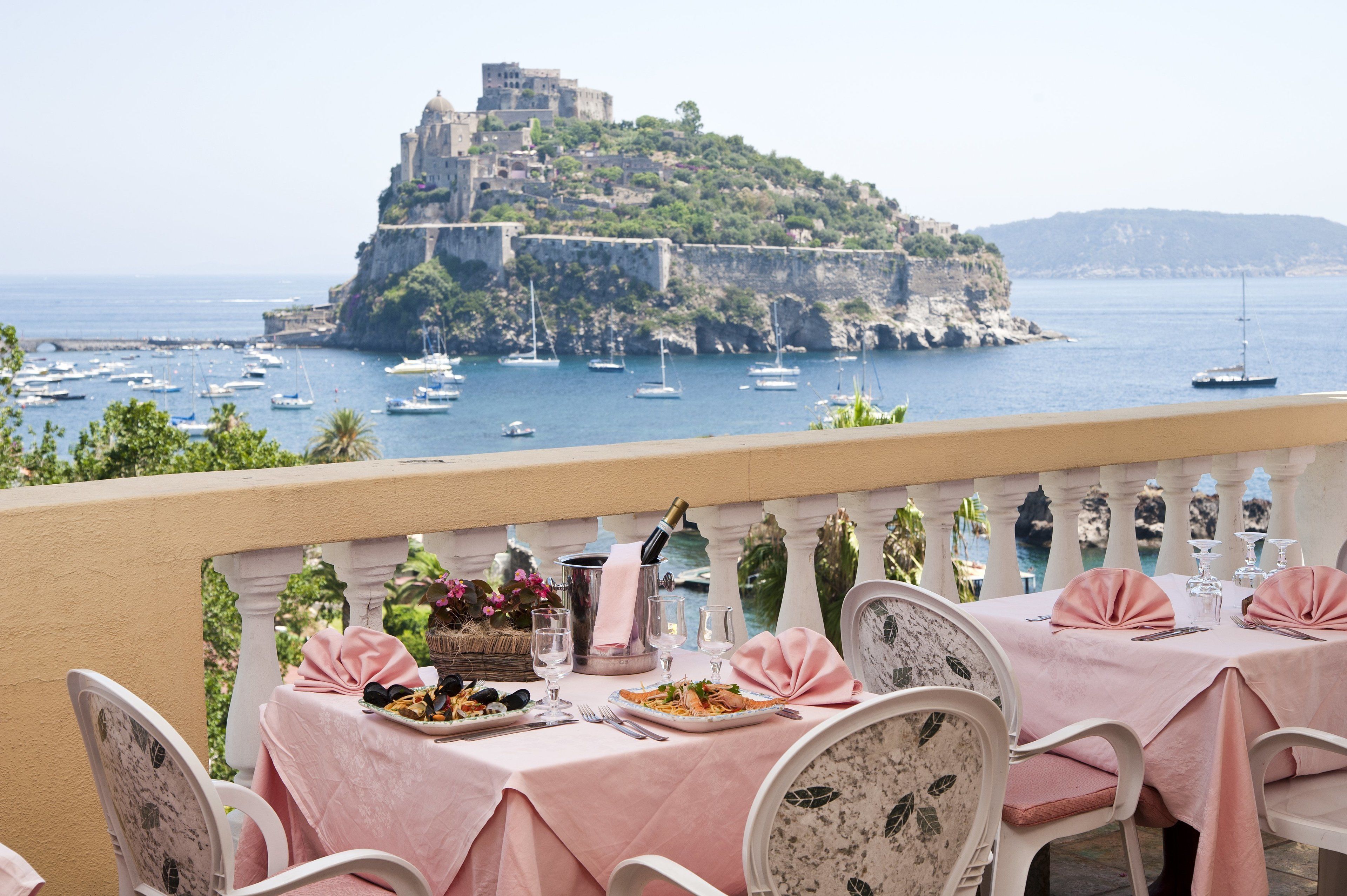 Breakfast, lunch, dinner served; ocean views