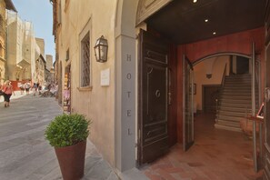 Exterior - L'Antico Pozzo (San Gimignano)