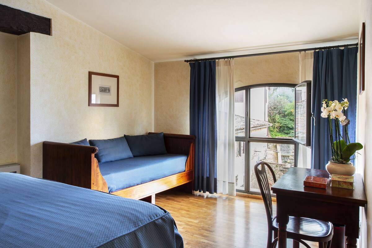 1 bedroom, minibar, in-room safe, desk