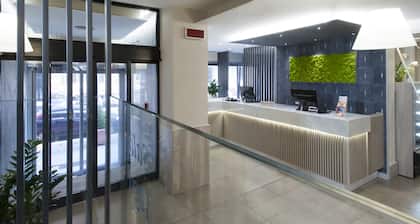 Hotel Gamma