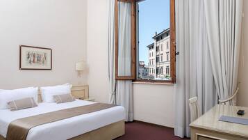 Camera quadrupla | 1 camera, biancheria da letto di alta qualità, materassi a doppio strato