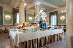 Buffet breakfast for a fee - Ercolini E Savi (Montecatini Terme)
