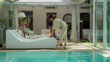 Couples treatment rooms, sauna, hot tub, steam room, Turkish bath