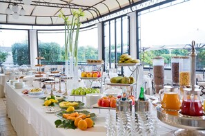 Frokostbuffé er inkludert