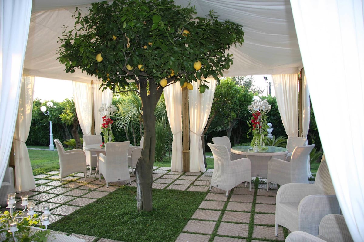 outdoor banquet area