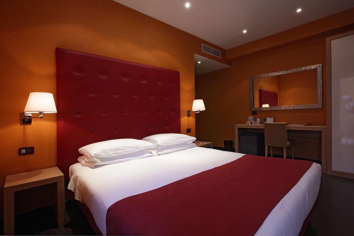 Hypoallergeen beddengoed, donsdekens, een minibar, een kluis op de kamer