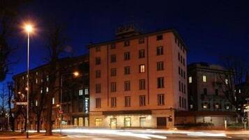 Front of property - evening/night