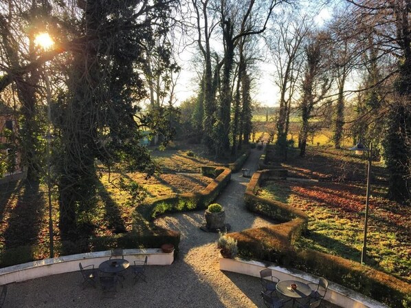 Jardines del alojamiento