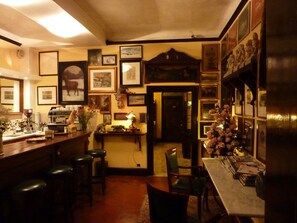 Bar (en la propiedad)