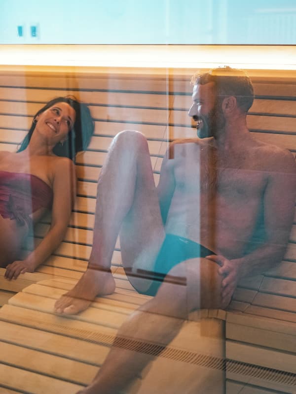 Couples treatment room(s), hot tub, steam room, Turkish bath/hammam