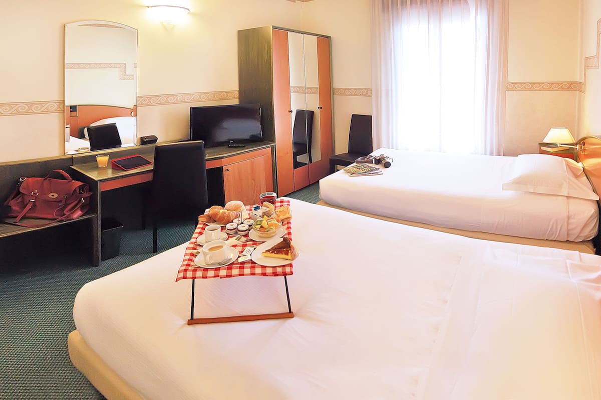 Down comforters, minibar, in-room safe, soundproofing