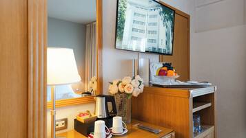 Minibar, in-room safe, desk, blackout curtains