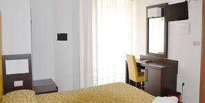 In-room safe, desk, iron/ironing board, free WiFi - Hotel Stockholm (Jesolo)