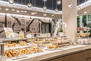 Petit-déjeuner continental servi tous les jours en supplément