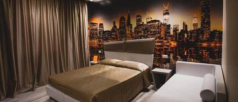 Minibar, coffres-forts dans les chambres, chambres insonorisées, Wi-Fi