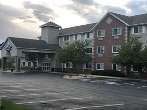 Exterior - AmericInn by Wyndham Maquoketa (Maquoketa)