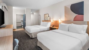 Desk, laptop workspace, blackout drapes, iron/ironing board - Spark by Hilton Ann Arbor South (Ann Arbor)