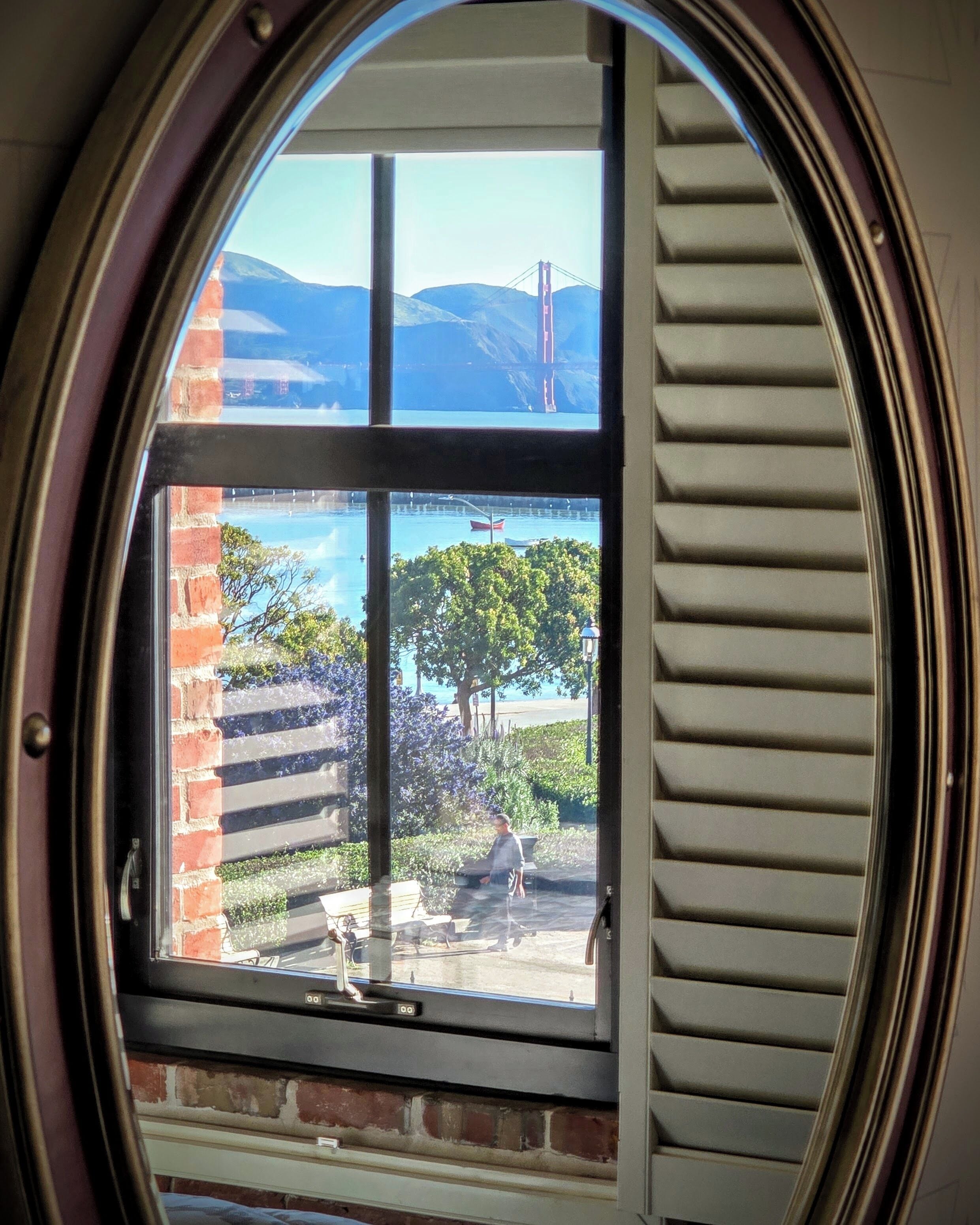 premium bedding, pillow-top beds, minibar, in-room safe