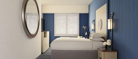 Courtyard, 1 Queen Bed (Interior)