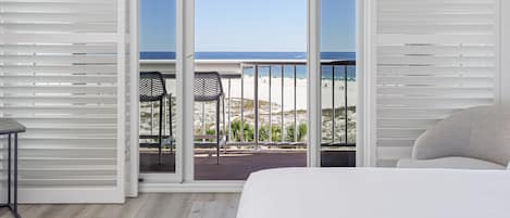 Literie de qualité supérieure, coffres-forts dans les chambres, bureau