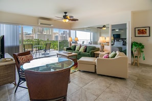 Condo, 2 Bedrooms, 2 Bathrooms, Ocean View (Unit 902) | Living area | 0-inch TV with cable channels