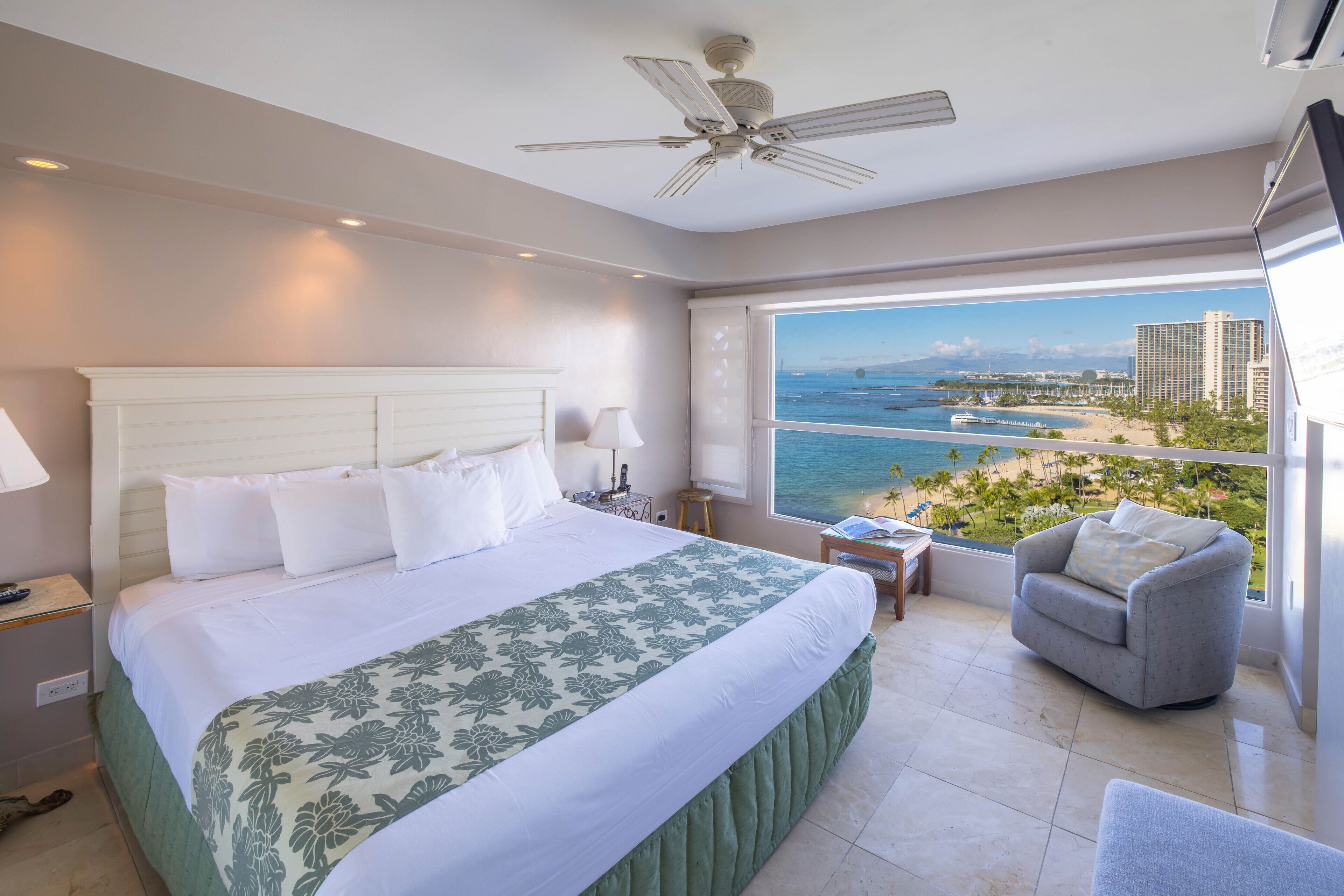 Room, 1 Bedroom, Ocean View (#1502) | In-room safe, individually decorated, individually furnished