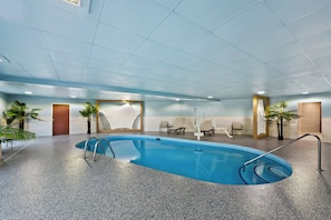 Una piscina cubierta