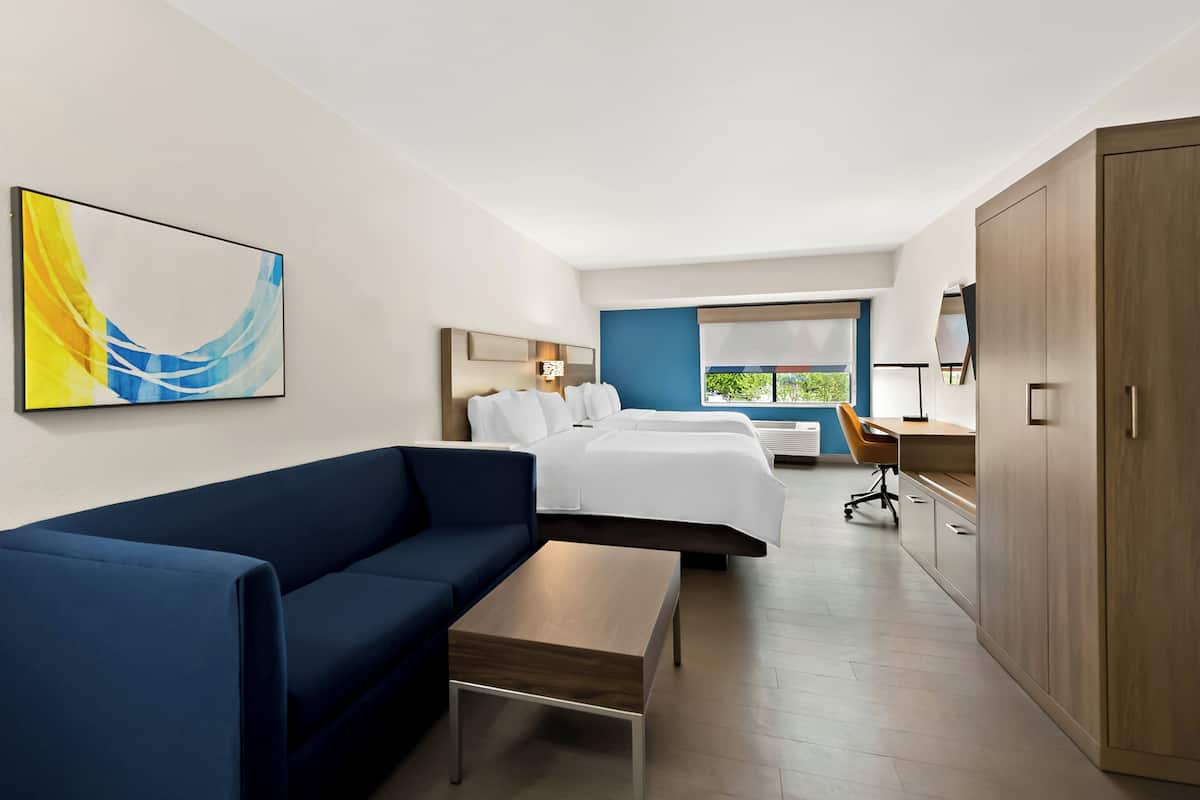 1 bedroom, in-room safe, desk, iron/ironing board