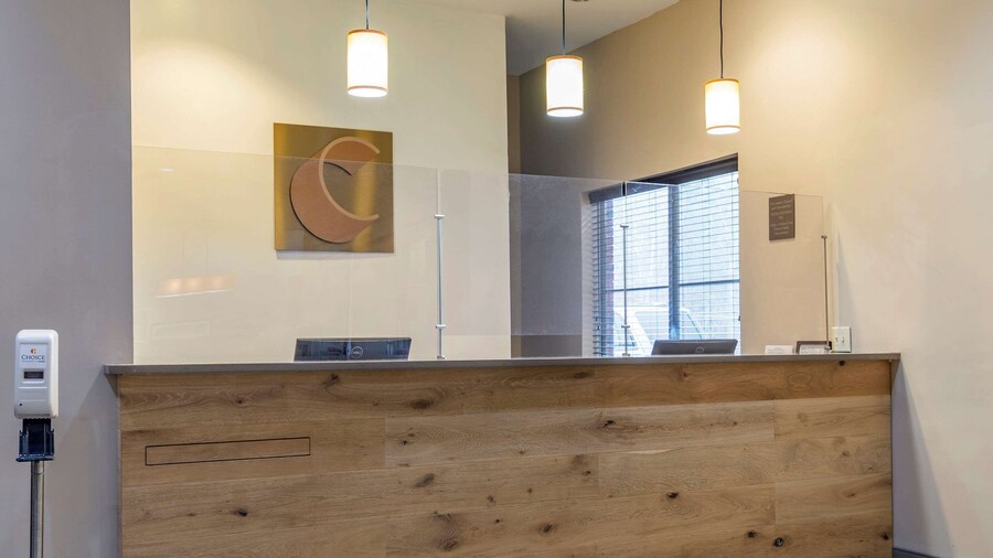 Comfort Inn & Suites Cartersville - Emerson Lake Point