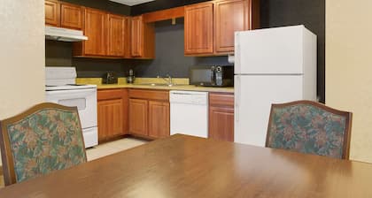 Hawthorn Extended Stay by Wyndham Cincinnati/Sharonville