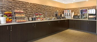 Hawthorn Extended Stay by Wyndham Cincinnati/Sharonville