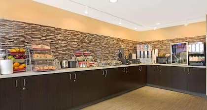 Hawthorn Extended Stay by Wyndham Cincinnati/Sharonville