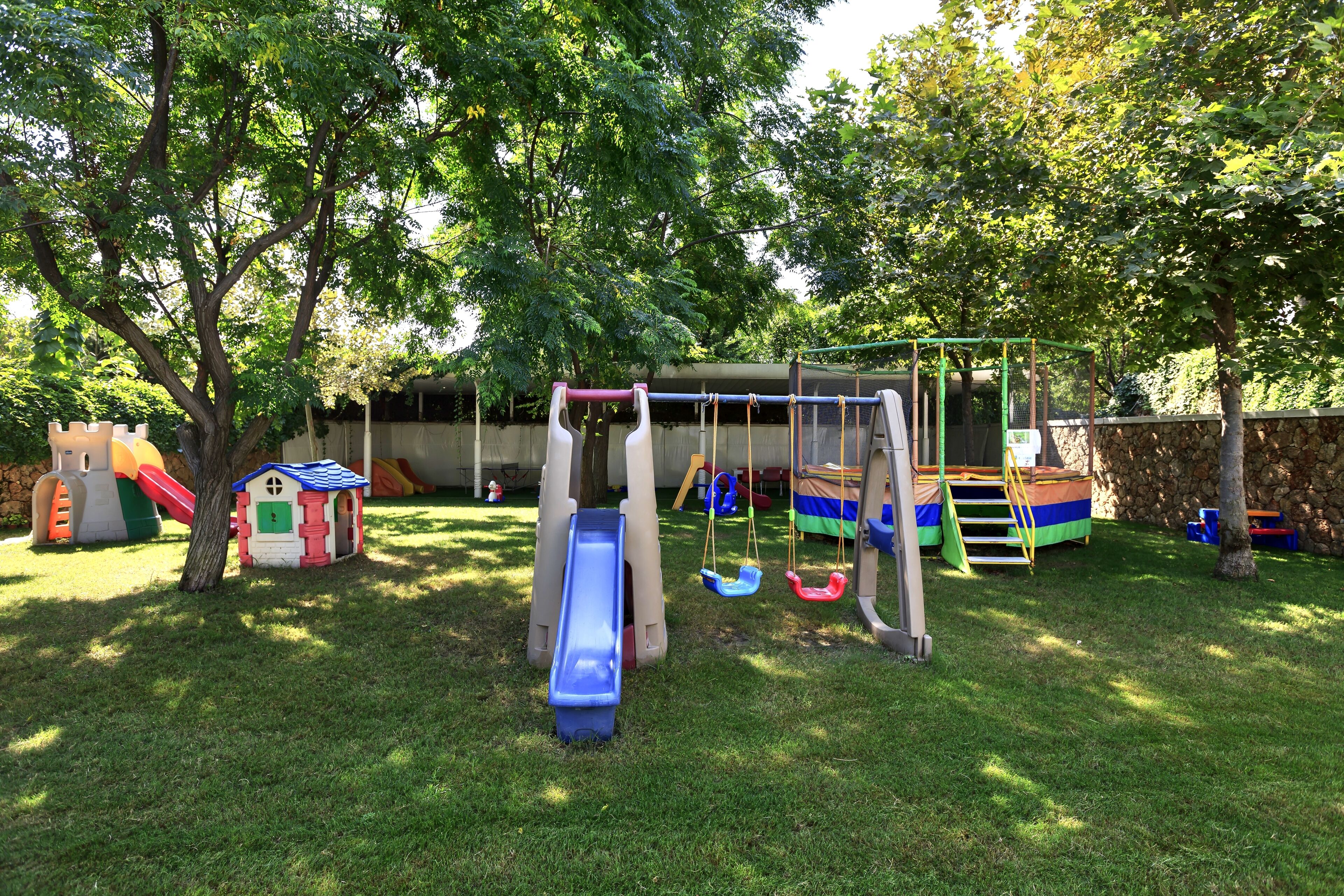 Children’s play area – indoor