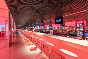 3 bares/lounges, bar ao lado da piscina, bar na praia