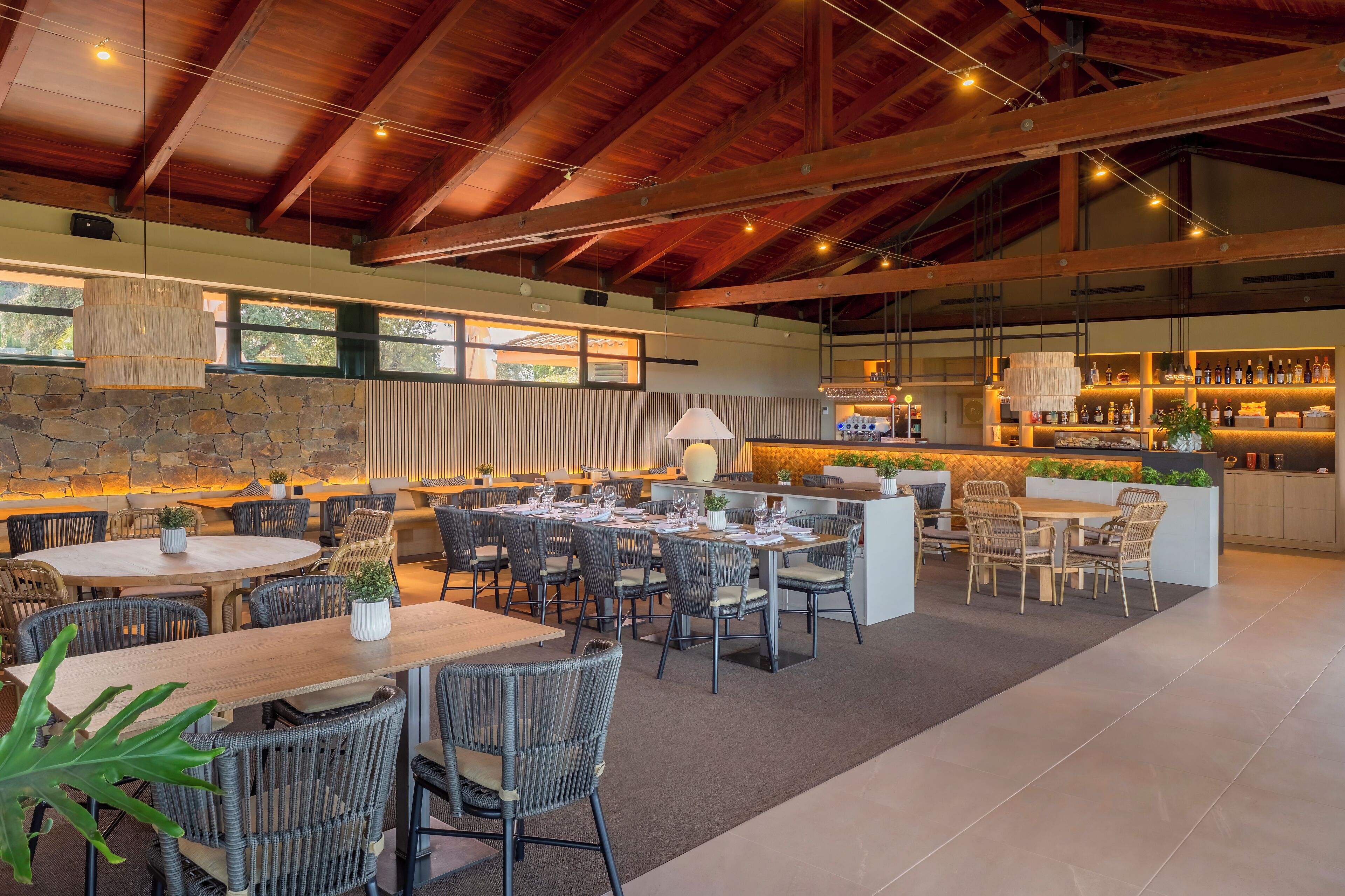 Plasma TV, table football, ping pong