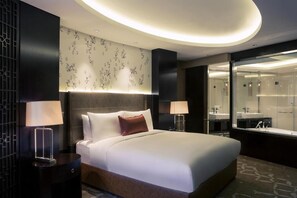Ropa de cama de alta calidad, edredón, camas con pillow-top y minibar 